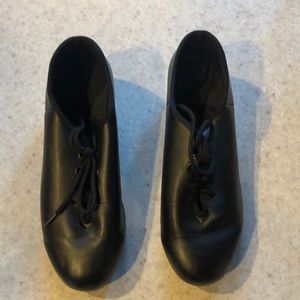 Tap shoes size 39